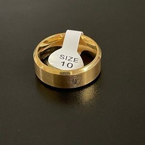 Gold Las Vegas Raiders ring size 10